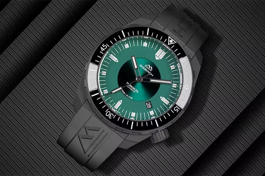 E1-Black Sea Diver_2 image